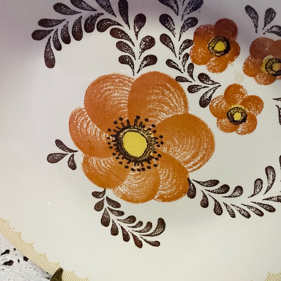 VINTAGE ROYAL CHINA • JEANNETTE • LARGE SERVING BOWL • PASTA/ BURNT ORANGE/RETRO - Picture 4 of 6